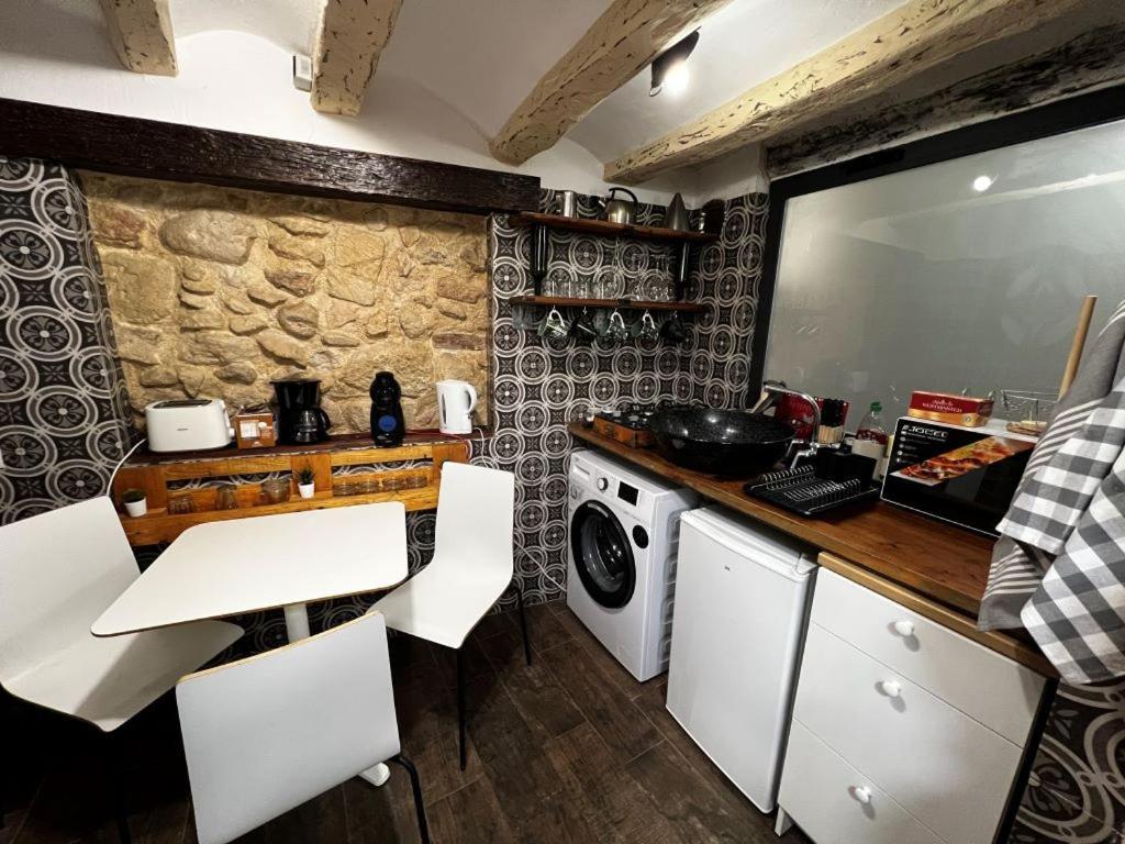 Paella Flat Old Town Apartment *